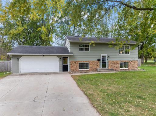 Photo for 321 Parkview Curve, Zumbrota, MN 55992 - listing #6803275 321 Parkview Curve, Zumbrota, MN 55992