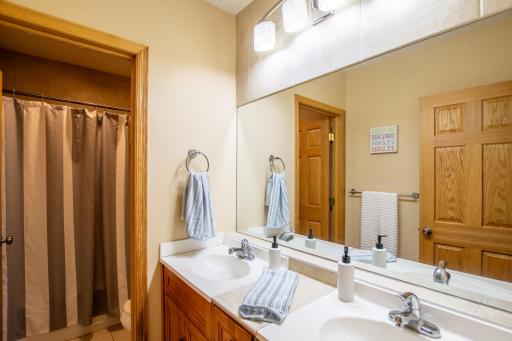 4325 Brinkman Drive NE, Bemidji, MN 56601