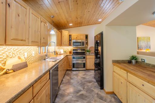 4325 Brinkman Drive NE, Bemidji, MN 56601