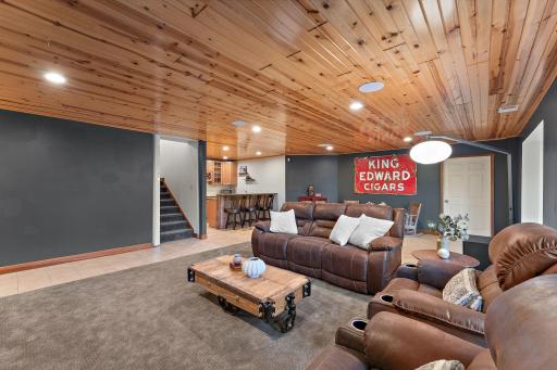 2206 Paris Avenue N, Stillwater, MN 55082