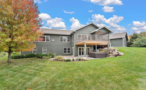 2206 Paris Avenue N, Stillwater, MN 55082
