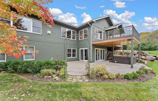2206 Paris Avenue N, Stillwater, MN 55082