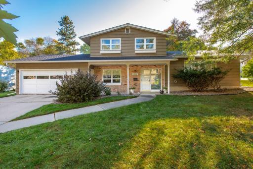 2010 13th Avenue NW, Rochester, MN 55901