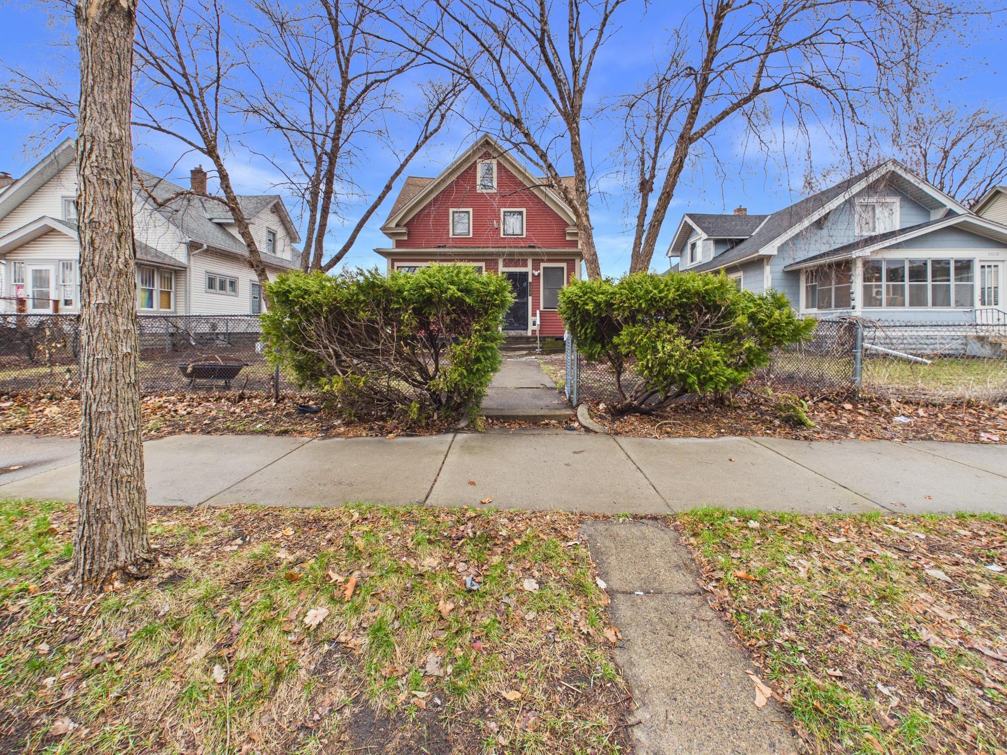 Exterior view from Longfellow - 3032 Longfellow Ave., Minneapolis