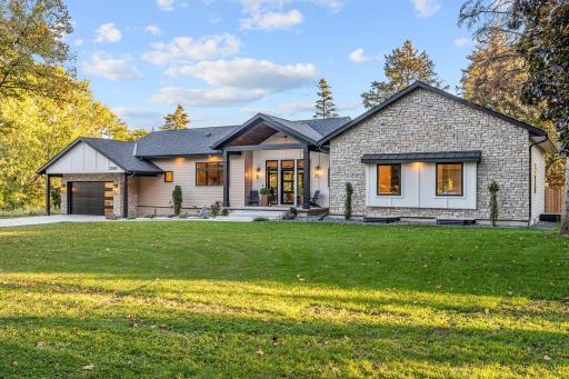 2040 Edgcumbe Road, Saint Paul, MN 55116