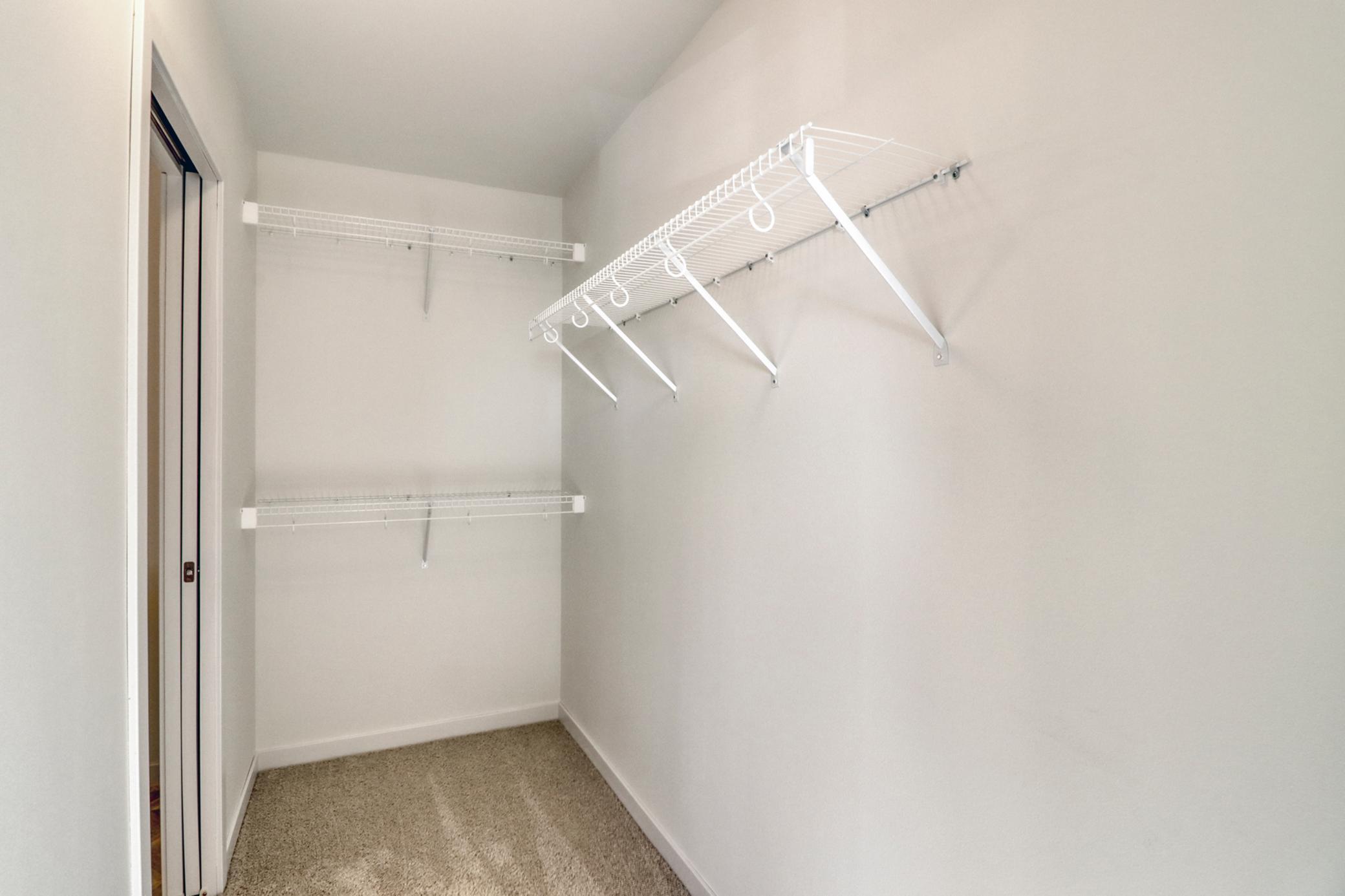 Primary Closet1_1.JPG