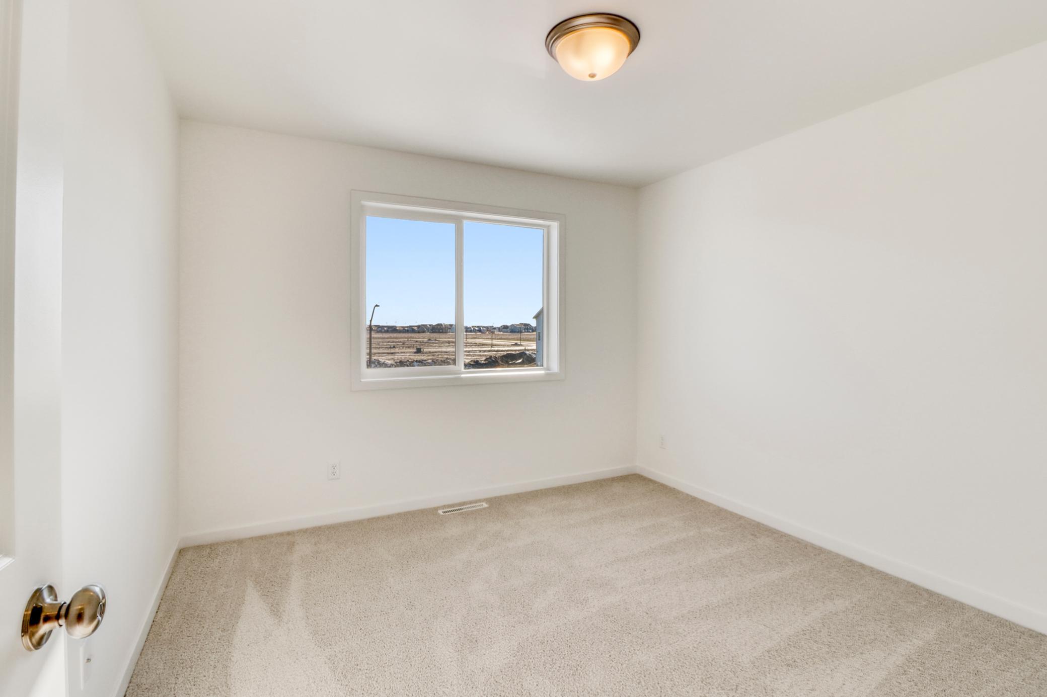 Upstairs Bedroom1_1.JPG