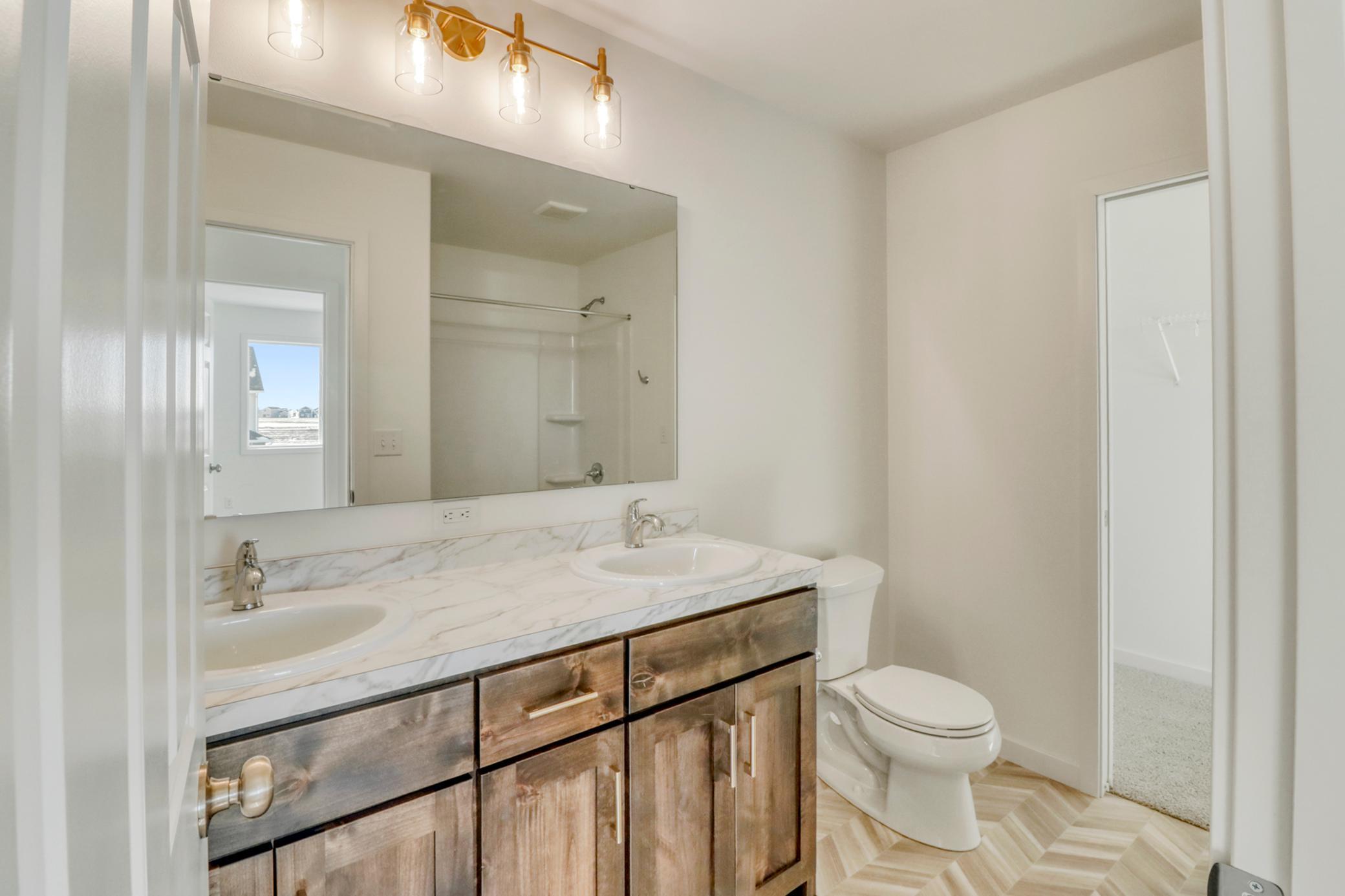Upstairs Bathroom1_0.JPG
