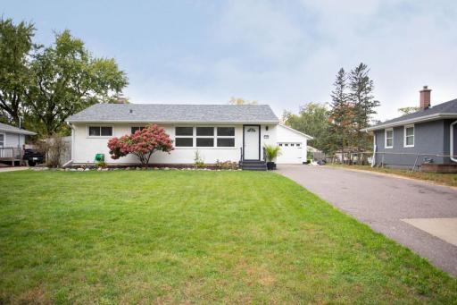 2729 Chippewa Avenue, Saint Paul, MN 55109