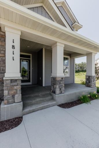 1811 Fallbrooke Drive, Hastings, MN 55033