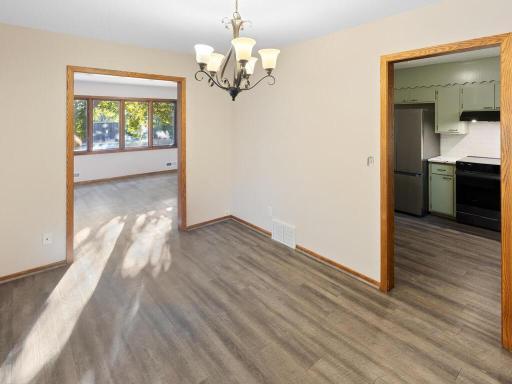 9020 Blaisdell Ave S Minneapolis MN 55420 USA-010-005-014-MLS_Size.jpg