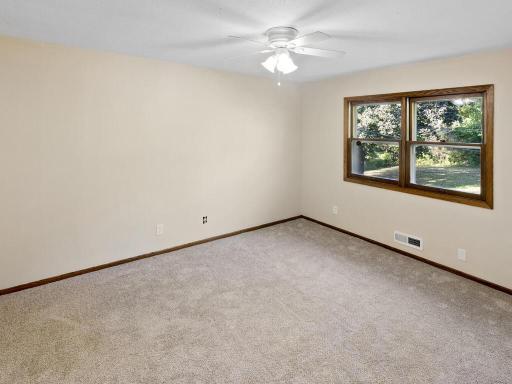 9020 Blaisdell Ave S Minneapolis MN 55420 USA-016-046-024-MLS_Size.jpg