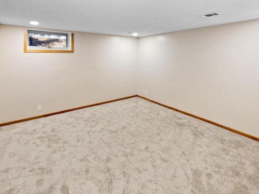 9020 Blaisdell Ave S Minneapolis MN 55420 USA-026-011-031-MLS_Size.jpg