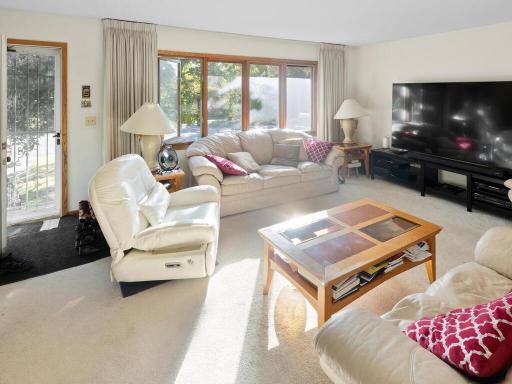 9020 Blaisdell Ave S Minneapolis MN 55420 USA-034-041-036-MLS_Size.jpg