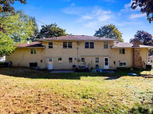 9020 Blaisdell Ave S Minneapolis MN 55420 USA-052-043-008-MLS_Size.jpg