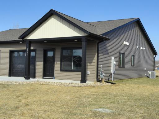 2011 20th Street, Zumbrota, MN 55992