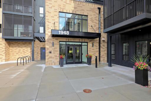 1948 W Wayzata Boulevard, 308, Long Lake, MN 55356