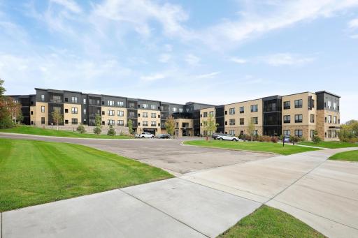 8710Photography-Web-Friendly-1948-Wayzata-Boulevard-Long-Lake-MN-55356-55.jpg