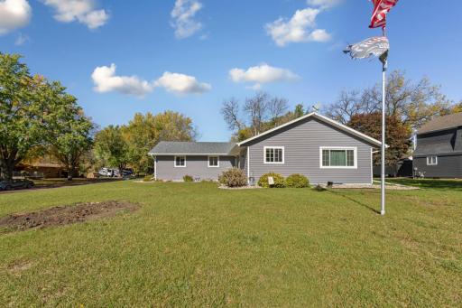 521 12th Street, Heron Lake, MN 56137