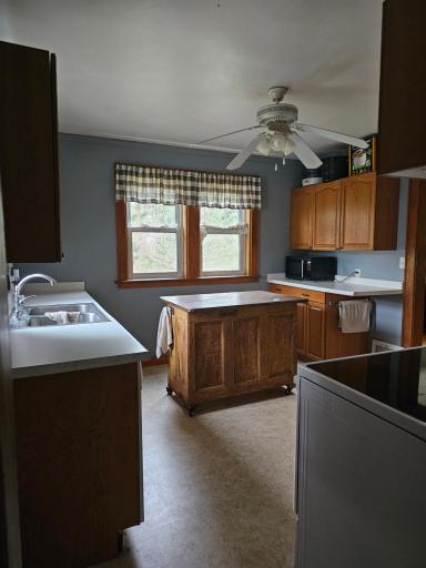 30409 County Highway 1, Underwood, MN 56586
