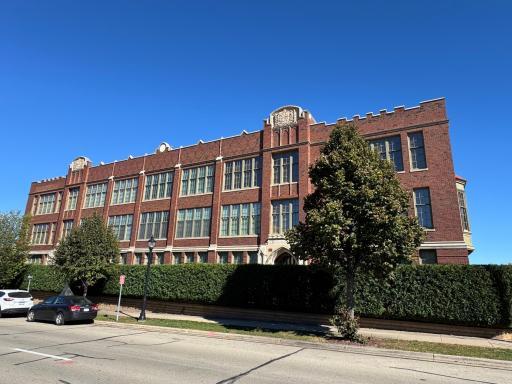 Photo for 523 East Avenue, 213, Red Wing, MN 55066 - listing #6803901 Beautiful Central Park Condos in the historic 1916 Central High School building. Luxury condos...you will love it here! Easy access to everything downtown Red Wing.