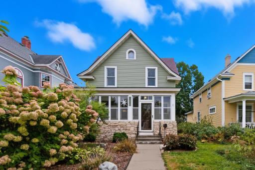 1468 Minnehaha Avenue W, Saint Paul, MN 55104
