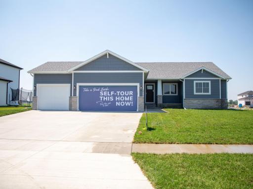 10219 73rd Street S, Horace, ND 58047
