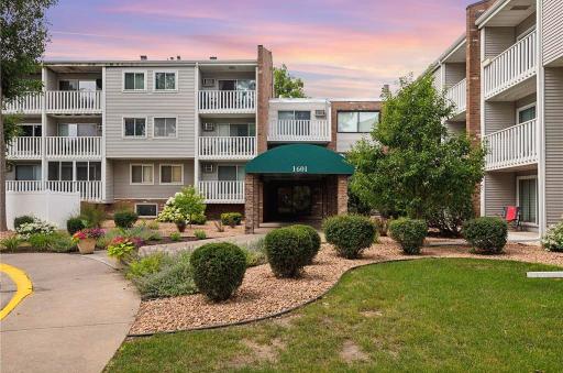 1601 N Innsbruck Drive, 310, Fridley, MN 55432