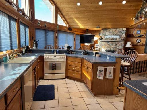 18038 W Windigo Drive SE, Cass Lake, MN 56633