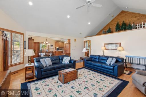 35319 63rd Avenue Way, Cannon Falls, MN 55009