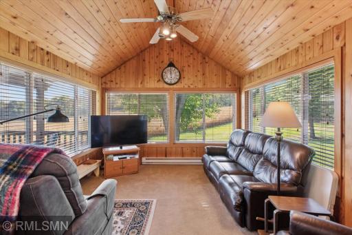 35319 63rd Avenue Way, Cannon Falls, MN 55009