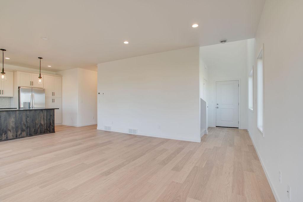 2304_37th_AVE_S-5.jpg