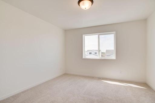 2304 37 Avenue S, Moorhead, MN 56560