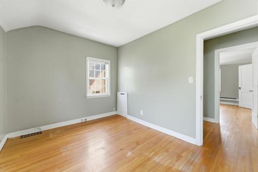 1545 Laurel Avenue, Saint Paul, MN 55104