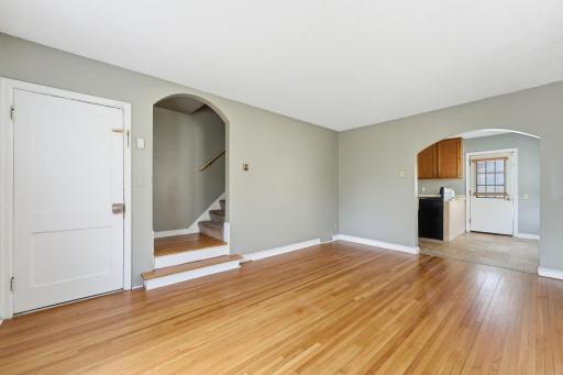 1545 Laurel Avenue, Saint Paul, MN 55104