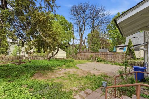 1545 Laurel Avenue, Saint Paul, MN 55104