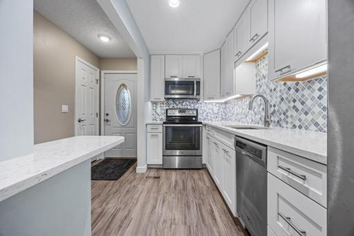 1701 42nd Street S, Fargo, ND 58103