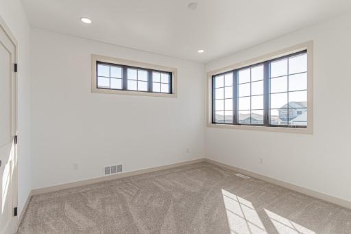 8820 Northern Lights Avenue, Horace, ND 58047