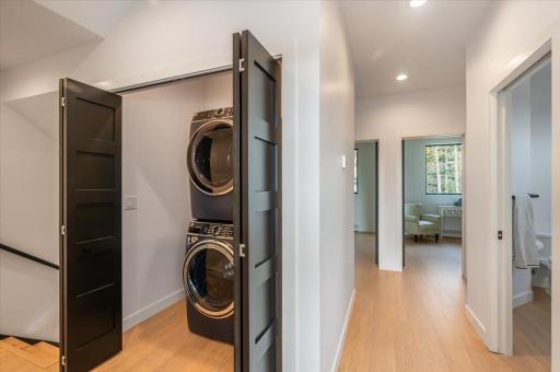 04-2nd Floor Hall.jpg