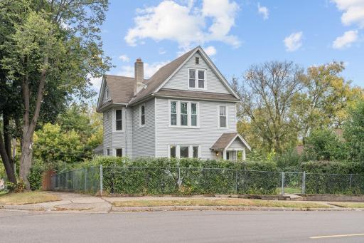 781 Case Avenue, Saint Paul, MN 55106