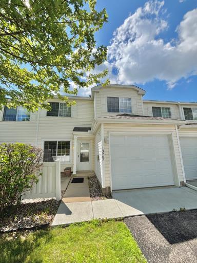 Photo for 13207 Bush Lane, Eden Prairie, MN 55347 - listing #6804485 13207 Bush Lane, Eden Prairie, MN 55347