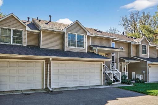 6671 Stillwater Boulevard N, Saint Paul, MN 55128