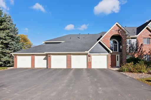 Photo for 2556 Concord Way, Mendota Heights, MN 55120 - listing #6804528 2556 Concord Way, Mendota Heights, MN 55120