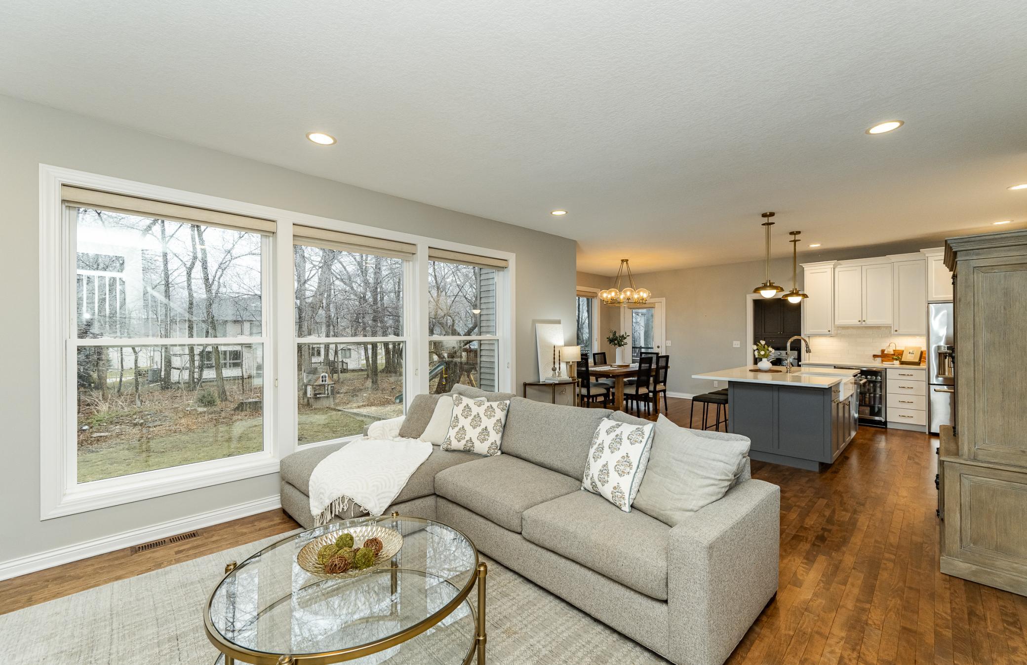 Living Room/Kitchen