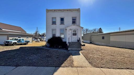 12 E Main Street, Madelia, MN 56062