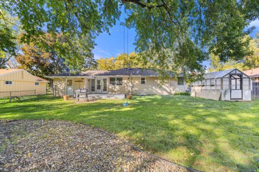 1802 Lydia Avenue W, Saint Paul, MN 55113