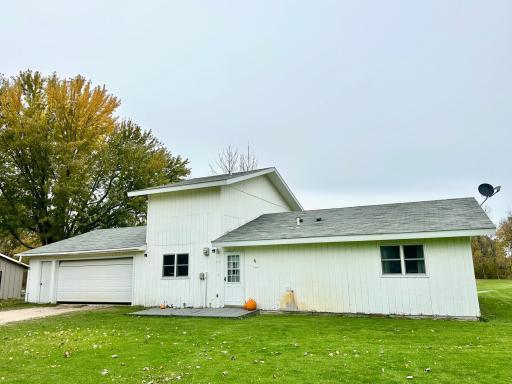 116 S Birch Drive, Warroad, MN 56763