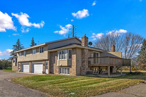 Welcome Home ! Just waiting for your personal touches !