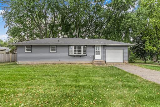 1105 Summit Avenue N, Sauk Rapids, MN 56379