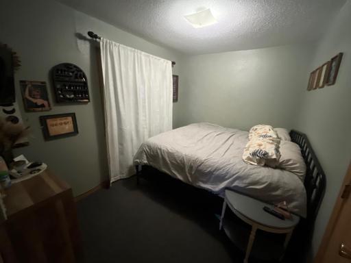 10 S Borud Street, Winger, MN 56592